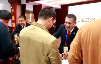 畅叙桑梓情 共谋新发展 投资兴办实业，共建家乡未来